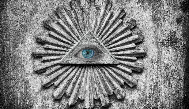 Mituri şi conspiraţii. 5 societăţi secrete care sunt acoperite în mister