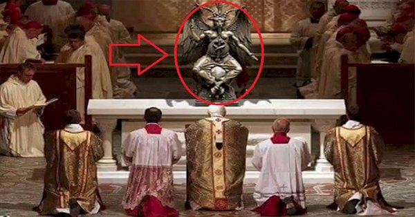 Vaticanul a dezvăluit - ritualuri bizare iluminate din interior